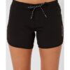 BLACK_CORP5_RIDESHORT_S21_01_2000x