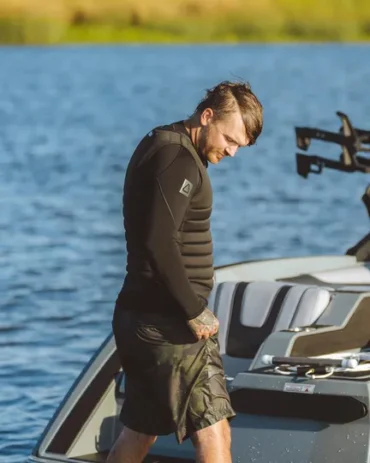 Follow_Pro_Front_Zip_1mm_Wetty_Top_2023_Mens_1