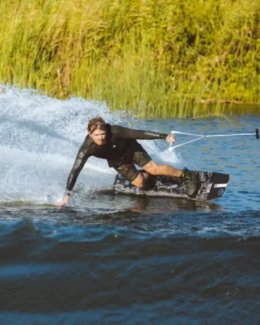 Follow_Pro_Front_Zip_1mm_Wetty_Top_2023_Mens_2