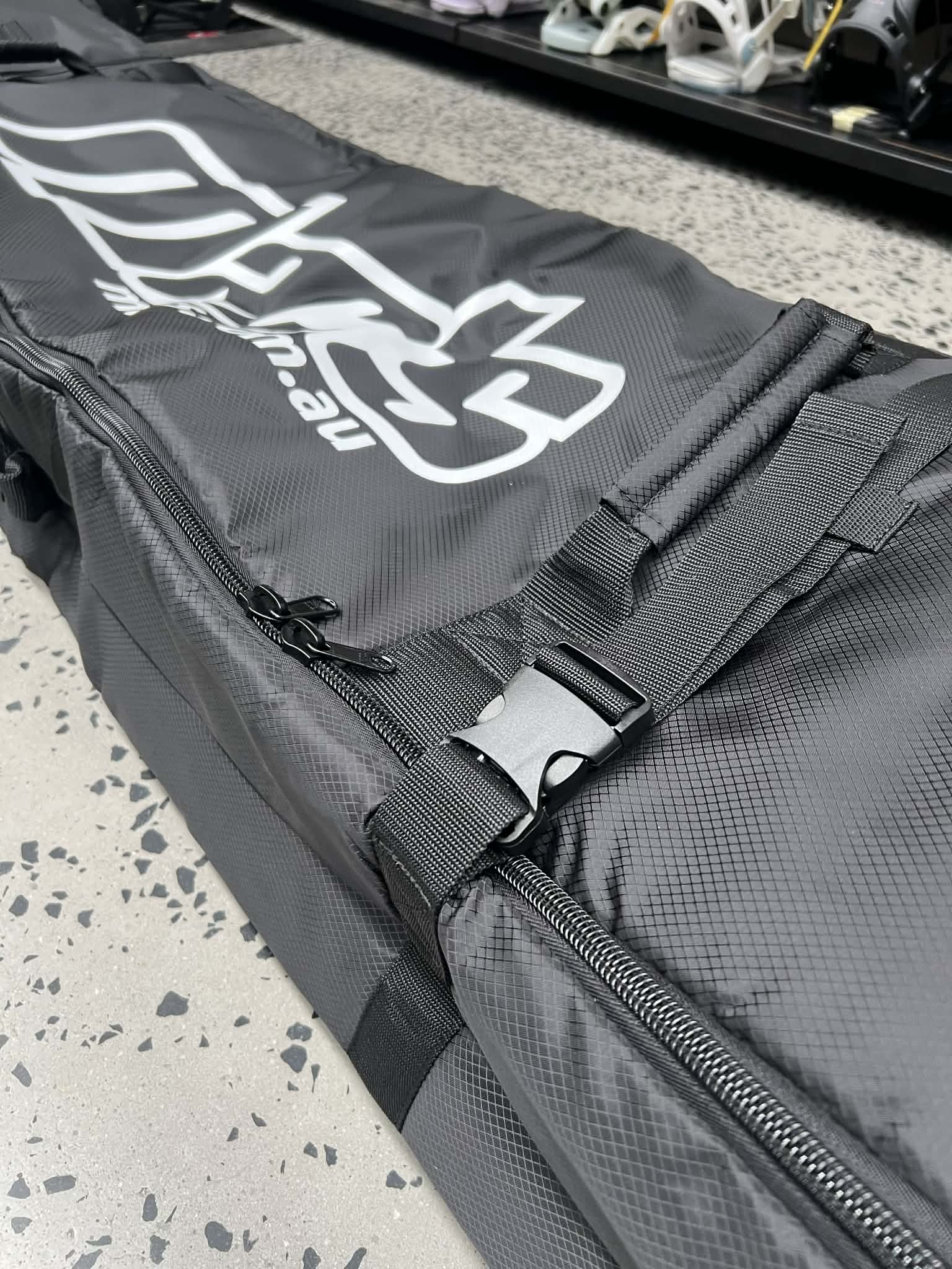 macs wheelie bag-3