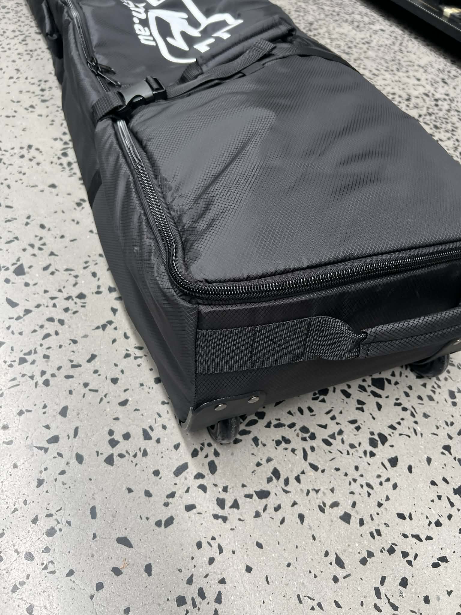 macs wheelie bag-4