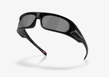 Oakley Highland Black 4 Oakley Highland Black 4
