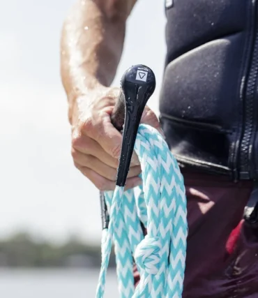 FE01106-SurfPackage-BlackTeal-Action-01_1200x
